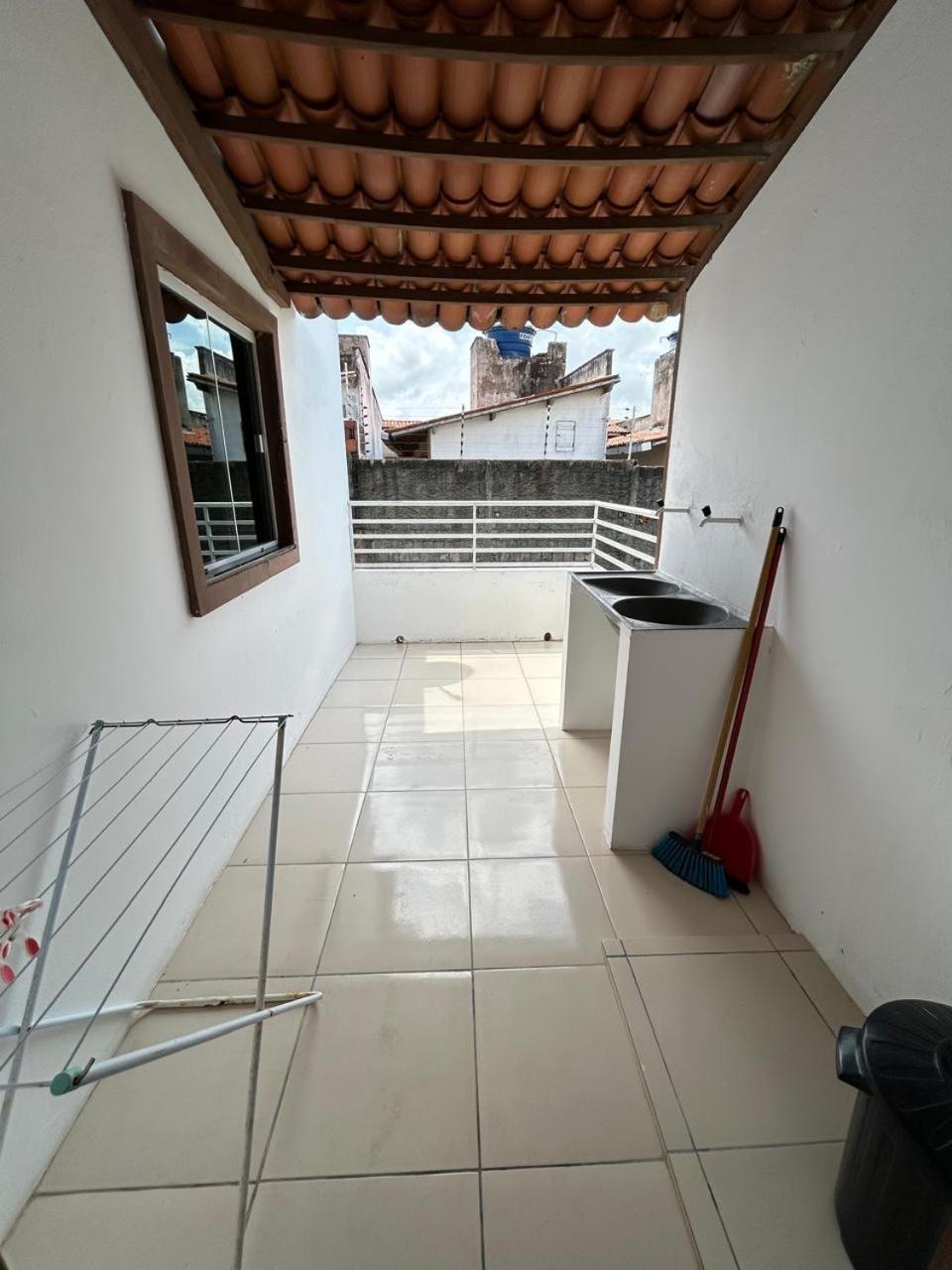 Agradavel De Otima Localizacao *